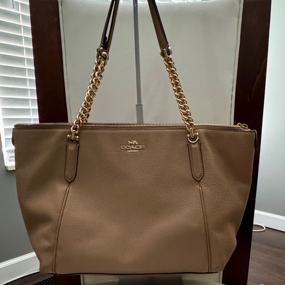 Coach Tan Leather Tote Bag - Picture 1 of 16